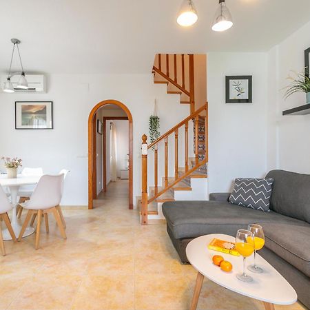Montefaro Spacious Townhouse - Beach & Pool サンタ・ポラ エクステリア 写真