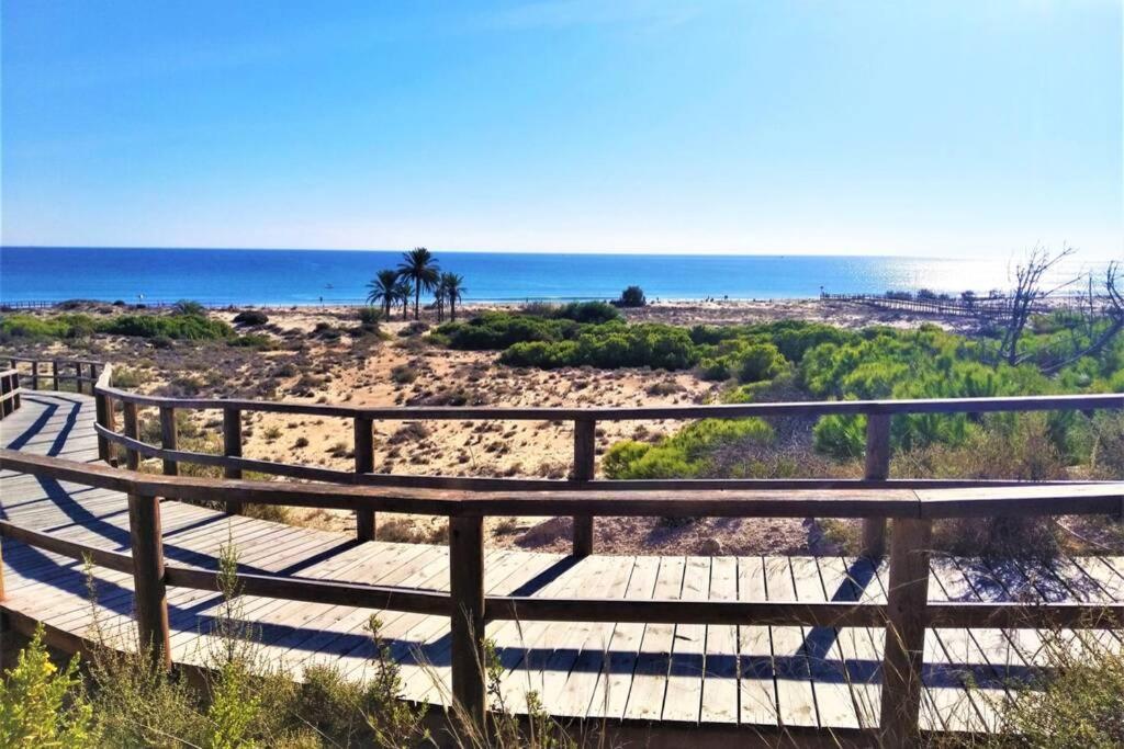 Montefaro Spacious Townhouse - Beach & Pool サンタ・ポラ エクステリア 写真