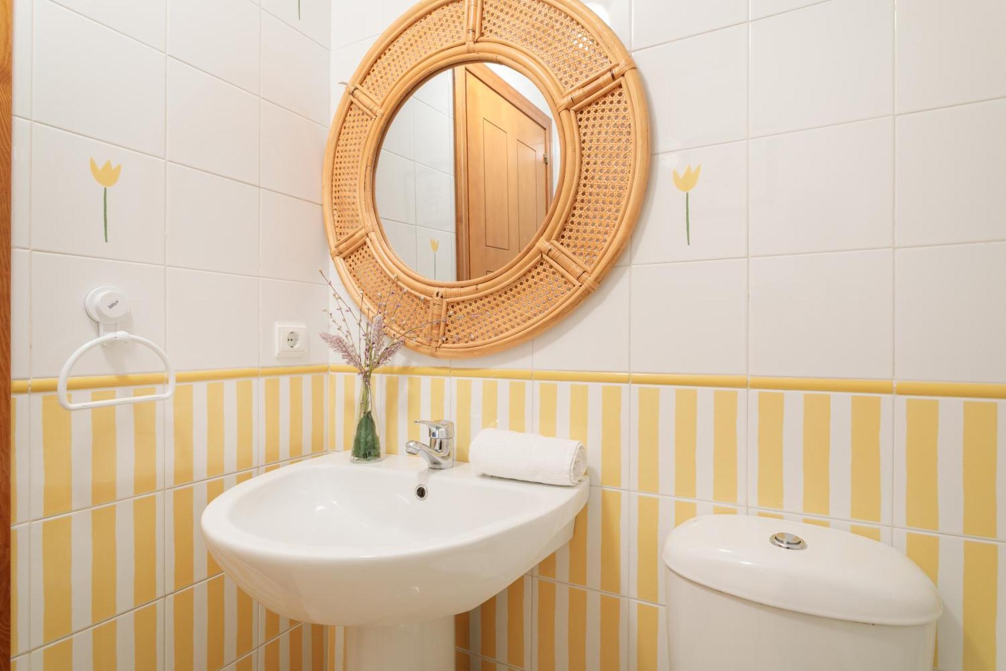 Montefaro Spacious Townhouse - Beach & Pool サンタ・ポラ エクステリア 写真