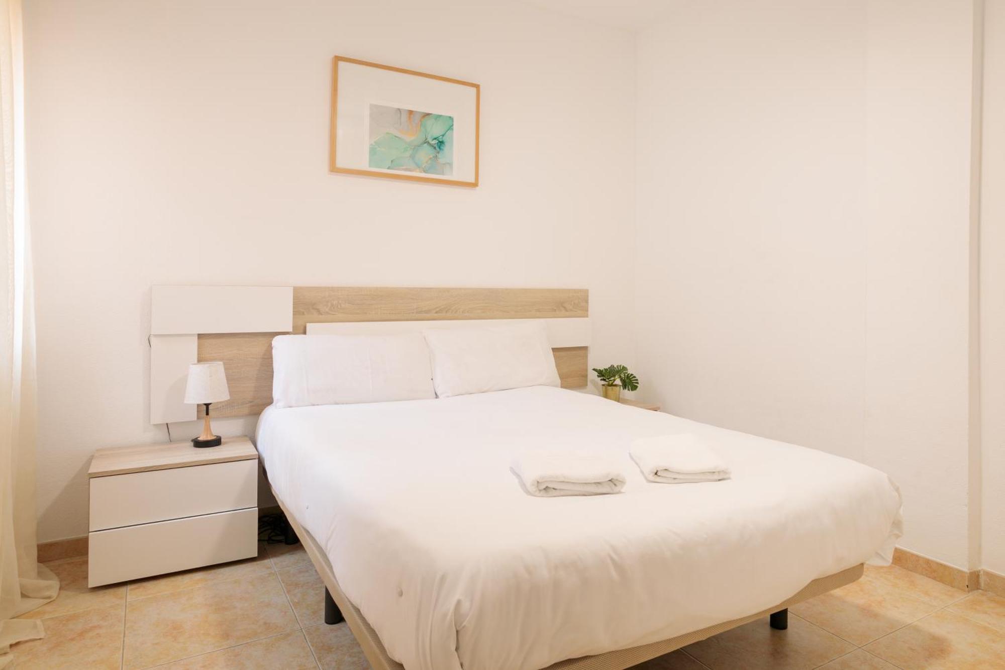 Montefaro Spacious Townhouse - Beach & Pool サンタ・ポラ エクステリア 写真