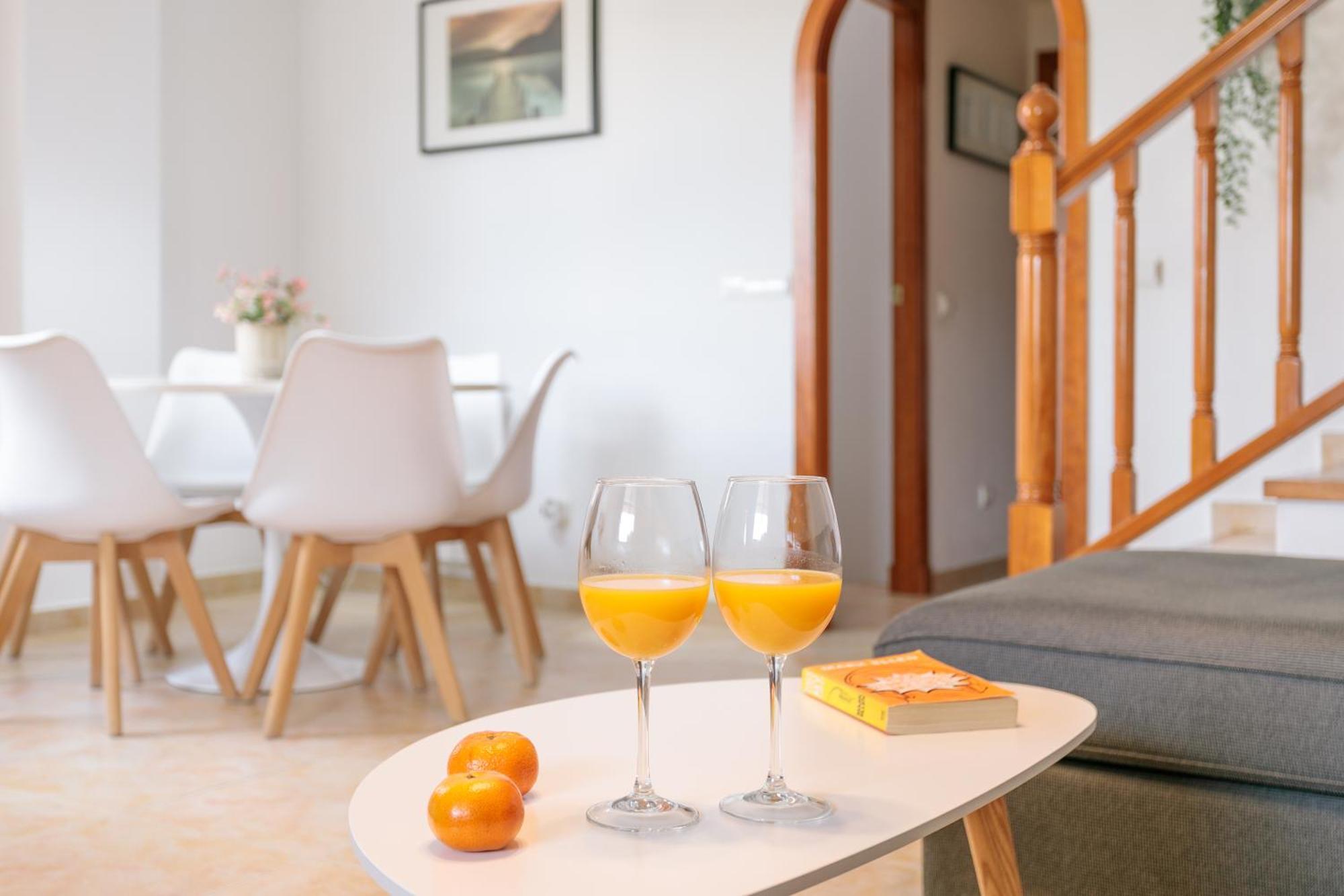 Montefaro Spacious Townhouse - Beach & Pool サンタ・ポラ エクステリア 写真